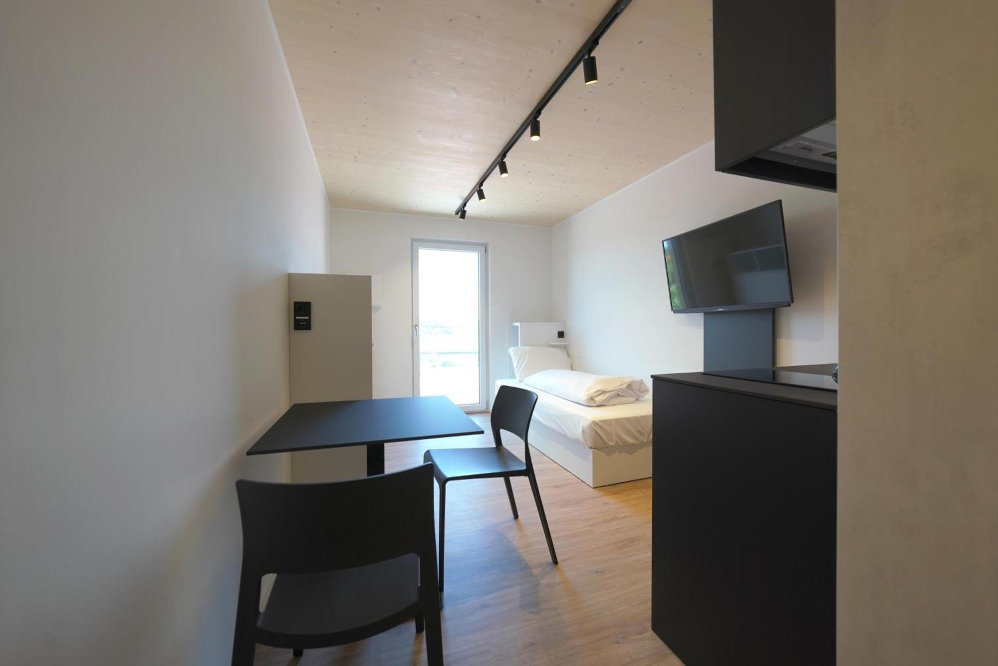 Aparthotel Timber One Boardinghouse Dorfen Exterior foto